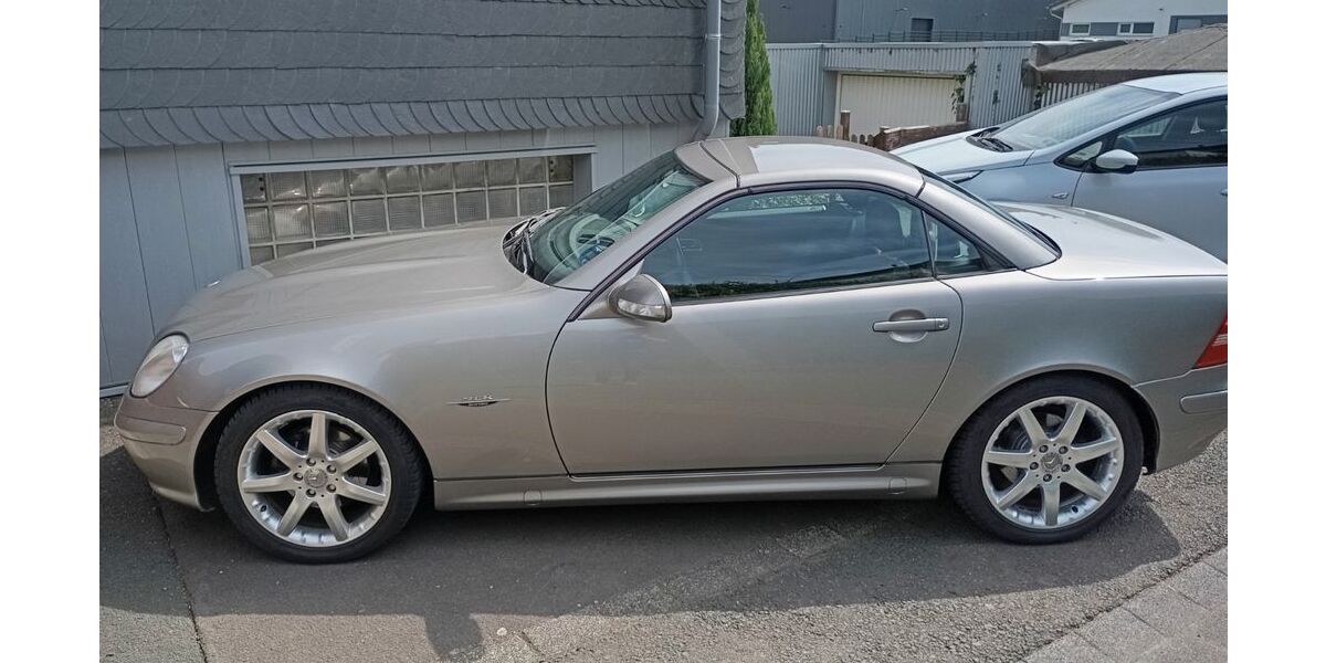 Mercedes-Benz SLK 200 169.145 km 7.777 &euro; Burbach 57299