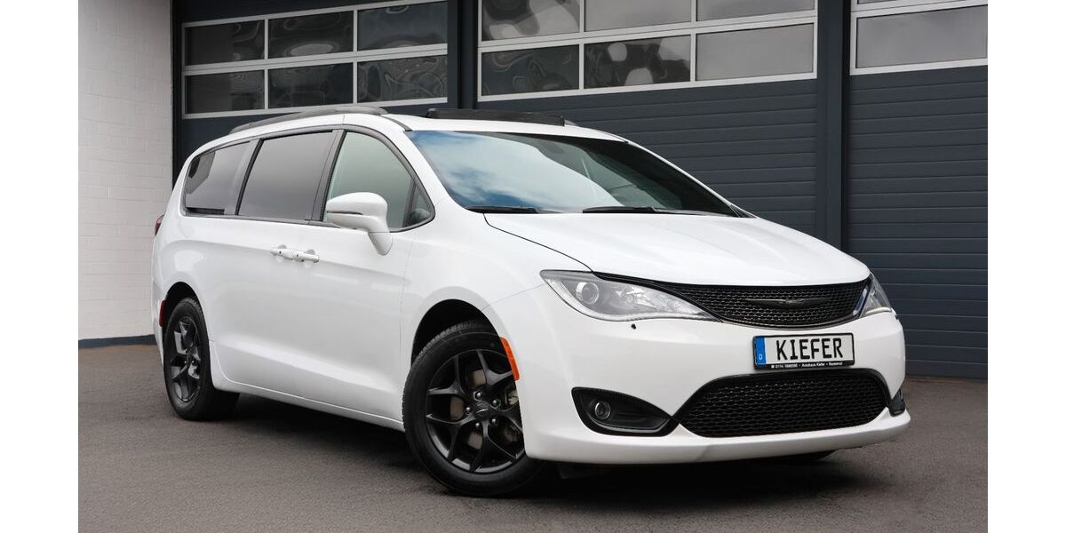 Chrysler Pacifica 120.000 km 23.950 &euro; Rennerod 56477