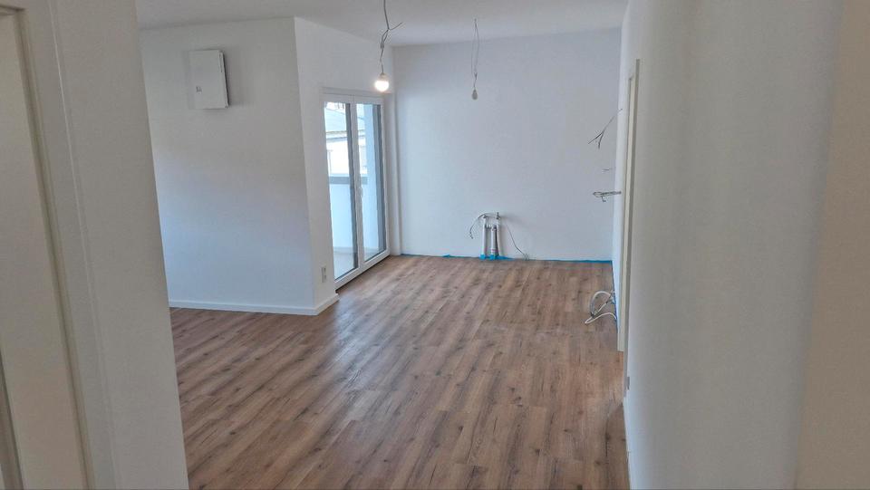 Dachgeschoßwohnung Dillenburg Frohnhausen - 3 Zimmer, 70 m&sup2;, 800&euro; | Angebot:26049614
