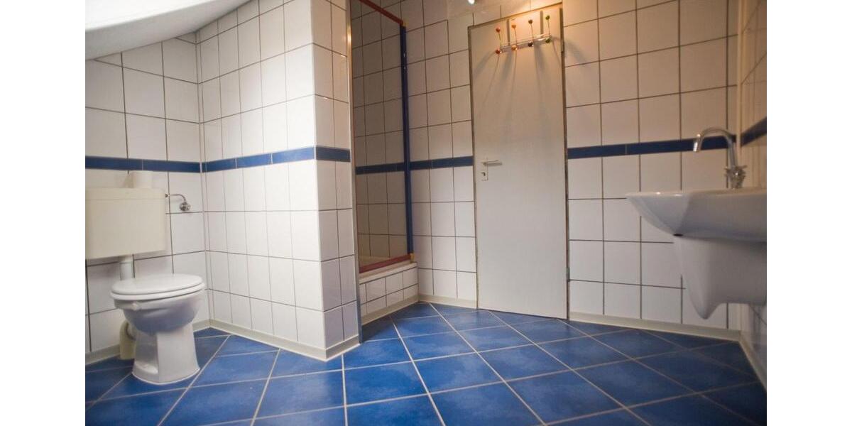 Dachgeschoßwohnung Siegen Eiserfeld - 3 Zimmer, 70 m&sup2;, 508&euro; | Angebot:26631279