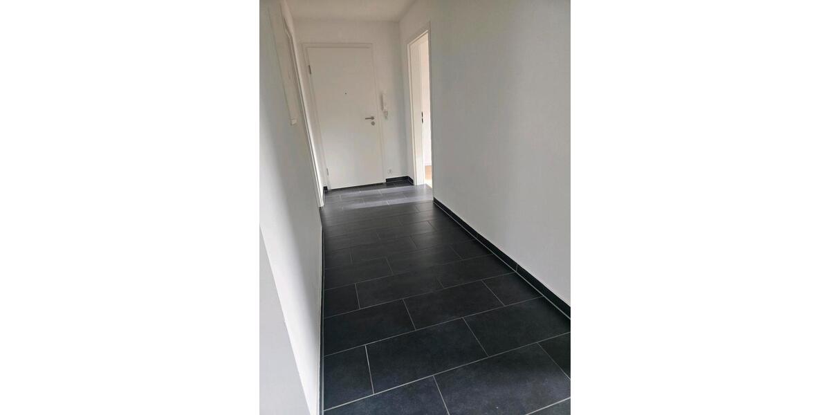 Dachgeschoßwohnung Siegen Dillnhütten - 1 Zimmer, 53 m&sup2;, 498&euro; | Angebot:26527981