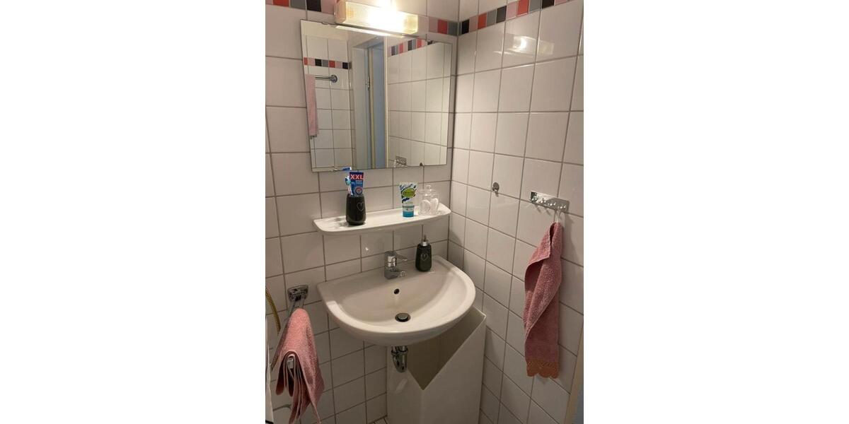 Etagenwohnung Siegen Weidenau - 1 Zimmer, 21 m&sup2;, 275&euro; | Angebot:26615586