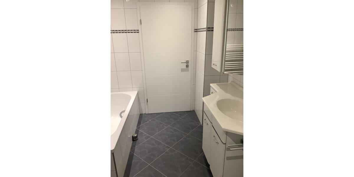 Erdgeschoßwohnung Siegen Eiserfeld - 2 Zimmer, 87 m&sup2;, 1.100&euro; | Angebot:25160878