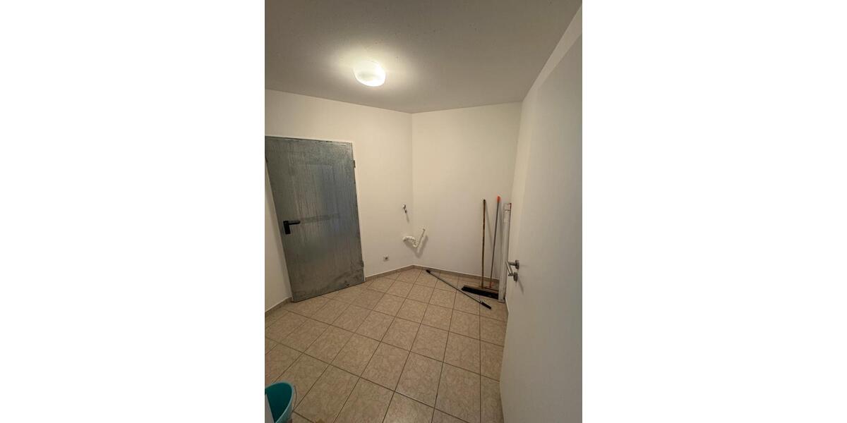 Erdgeschoßwohnung Siegen Dillnhütten - 2 Zimmer, 60 m&sup2;, 750&euro; | Angebot:25635906