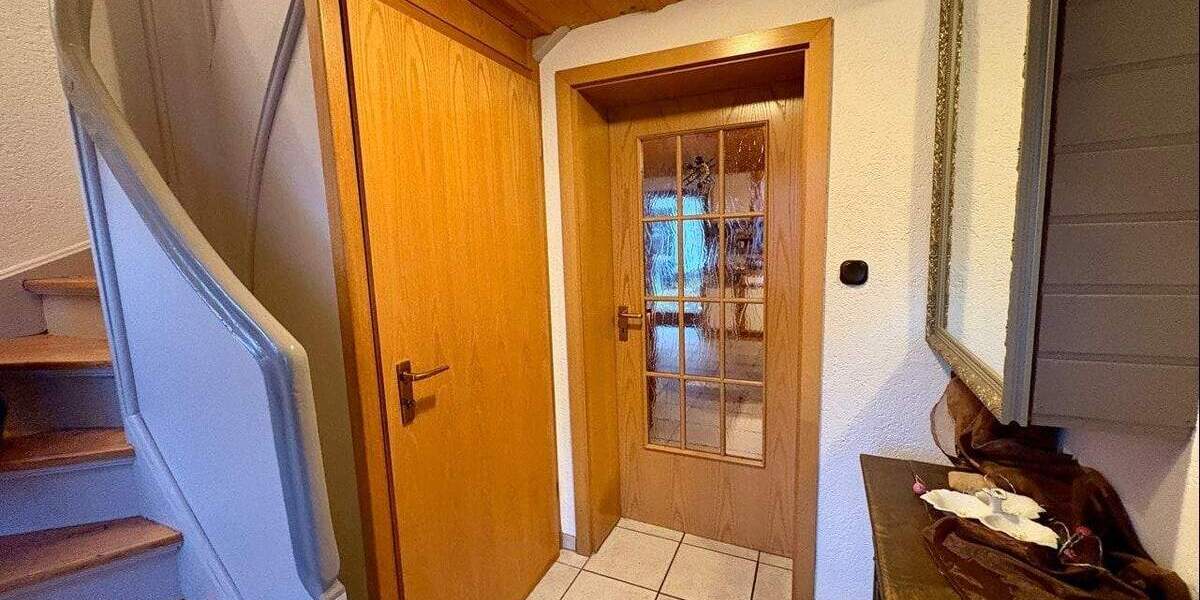 Reihenendhaus Eschenburg Eibelshausen - 4 Zimmer, 90 m&sup2;, 149.000&euro; | Angebot:25667517