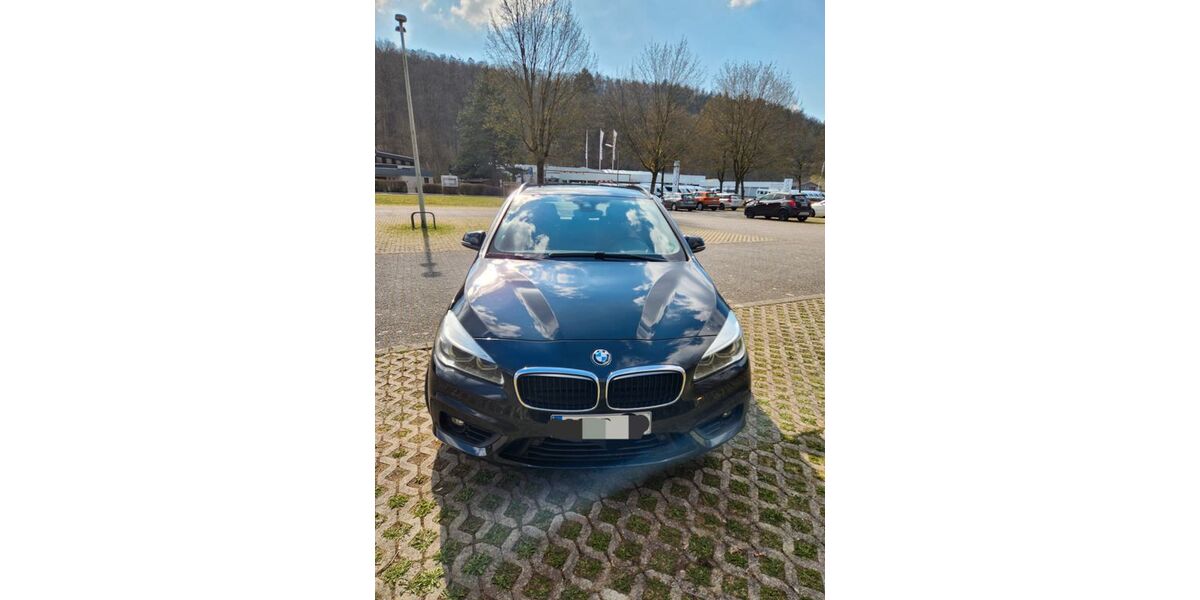 BMW 218 Active Tourer 220.400 km 8.000 &euro; siegen 57076