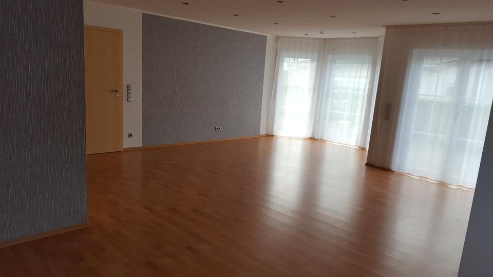 Erdgeschoßwohnung Hellenhahn-Schellenberg Schellenberg - 4 Zimmer, 120 m&sup2;, 850&euro; | Angebot:25483164