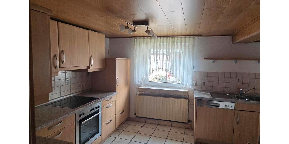 Einfamilienhaus Wilnsdorf - 9 Zimmer, 205 m&sup2;, 159.000&euro; | Angebot:26962353