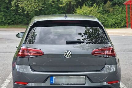 VW Golf 106.400 km 21.849 &euro; Kreuztal 57223