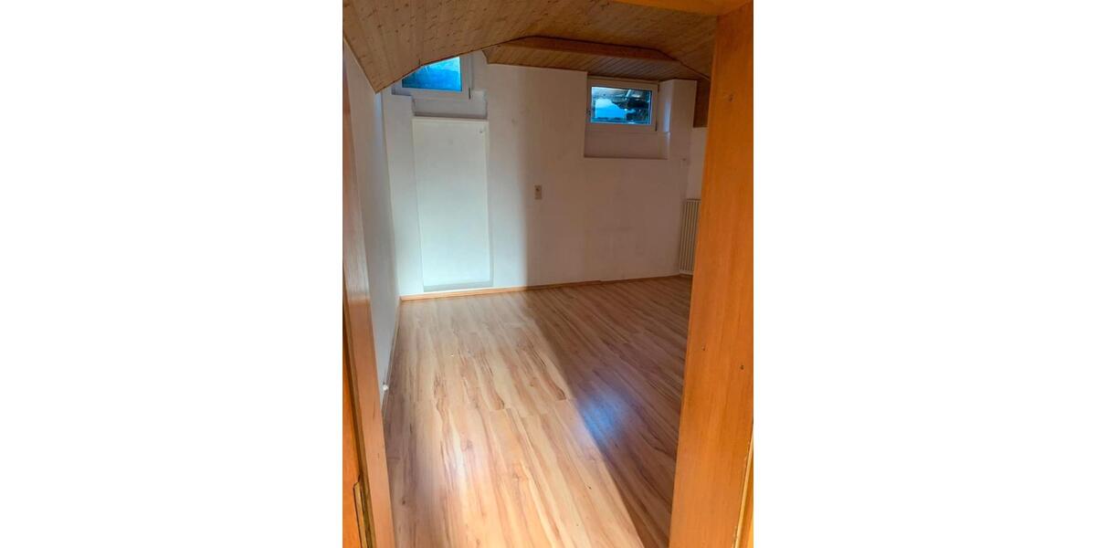 Erdgeschoßwohnung Siegen - 2 Zimmer, 57 m&sup2;, 425&euro; | Angebot:26038752