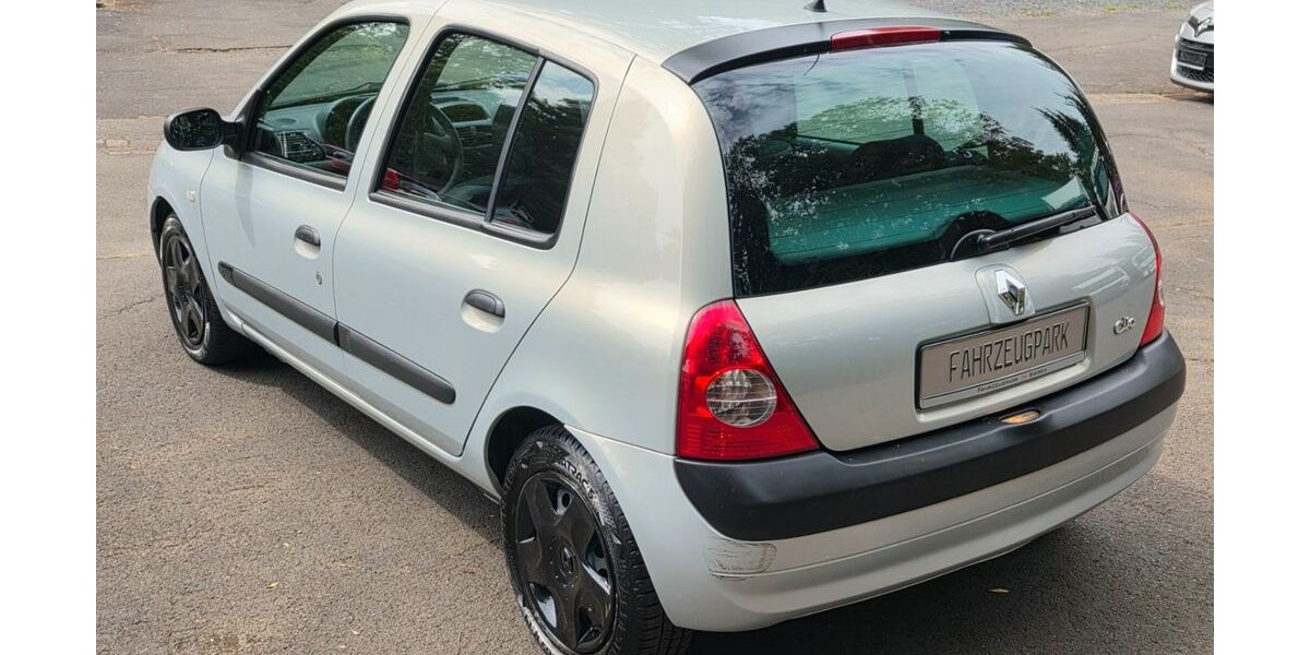 Renault Clio 133.421 km 2.379 &euro; Siegen 57080