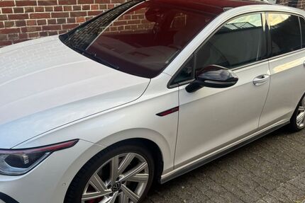 VW Golf 38.557 km 28.345 &euro; Daaden 57567