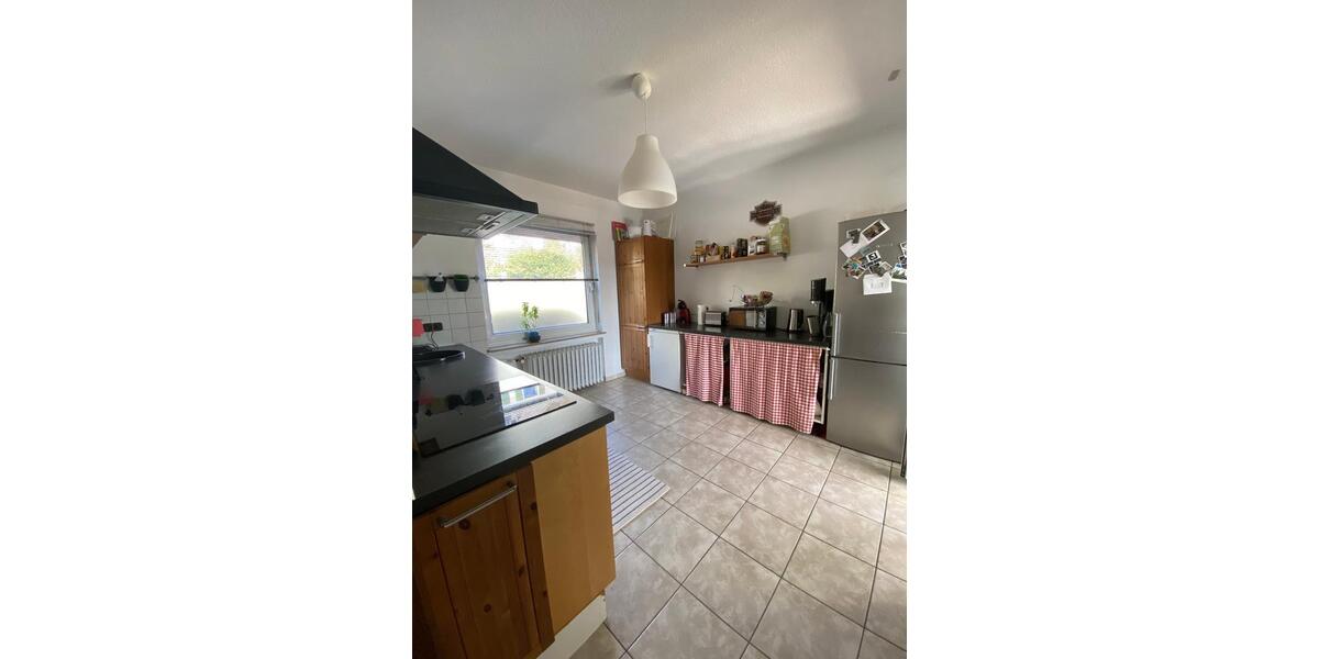 Erdgeschoßwohnung Siegen - 3 Zimmer, 85 m&sup2;, 892&euro; | Angebot:25891434