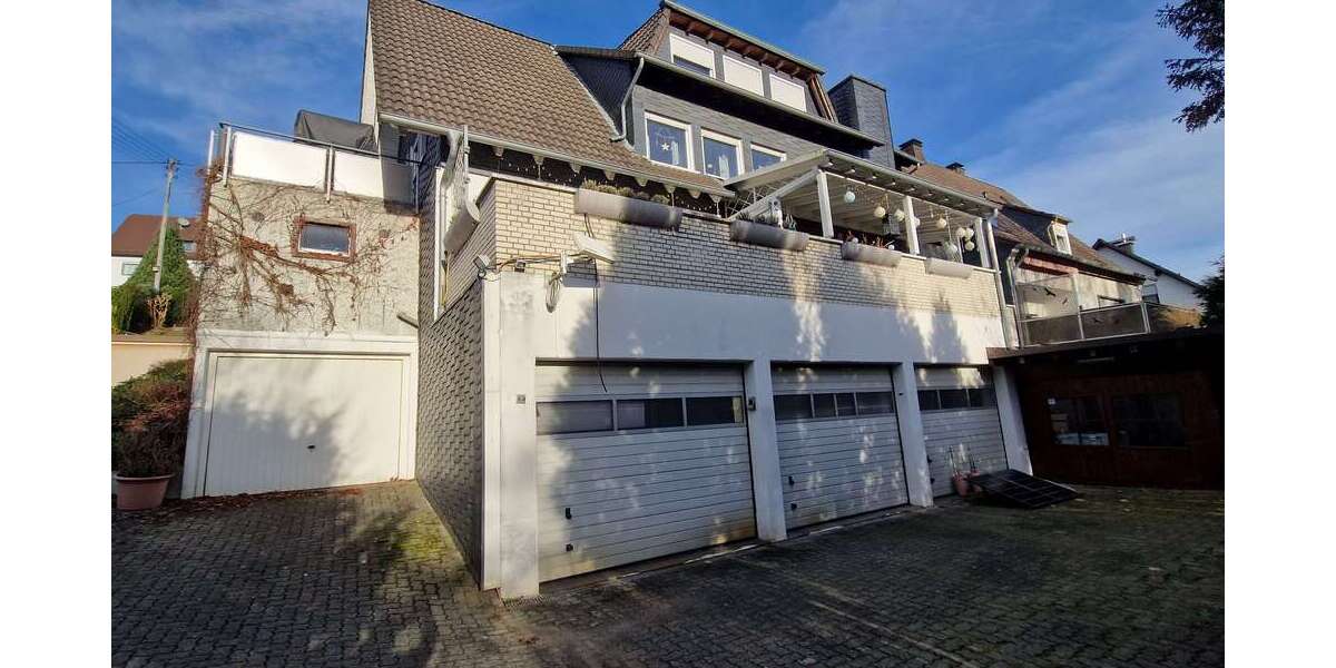 Einfamilienhaus Siegen Dillnhütten - 8 Zimmer, 210 m&sup2;, 429.000&euro; | Angebot:25177501