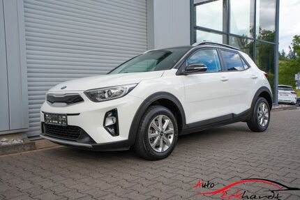 Kia Stonic 65.487 km 11.990 &euro; Lennestadt 57368