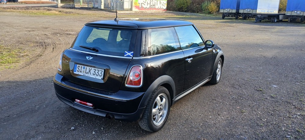 Mini One 61.000 km 8.900 &euro; Siegen 57072