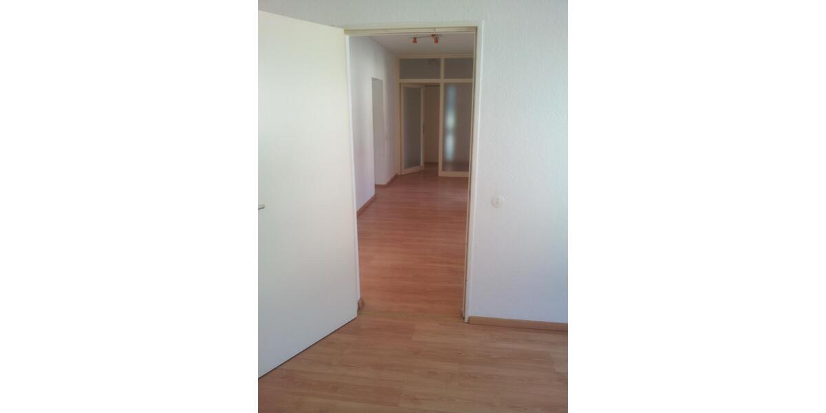 Etagenwohnung Siegen Kaan-Marienborn - 4 Zimmer, 97 m&sup2;, 970&euro; | Angebot:25784119