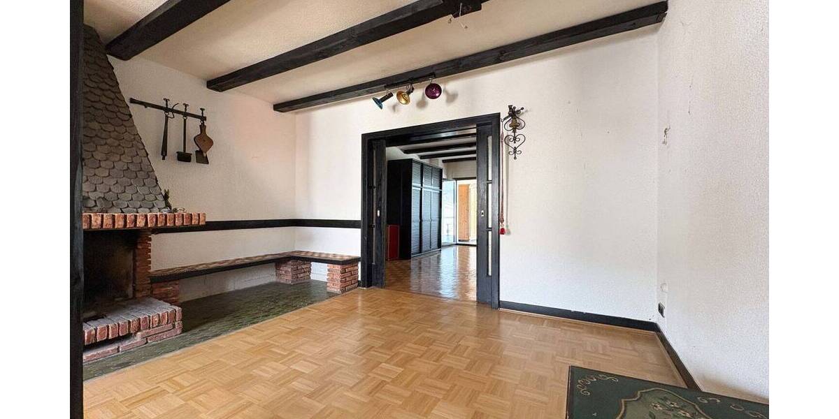 Mehrfamilienhaus, Wohnhaus Betzdorf - 9 Zimmer, 280 m&sup2;, 298.900&euro; | Angebot:25691886