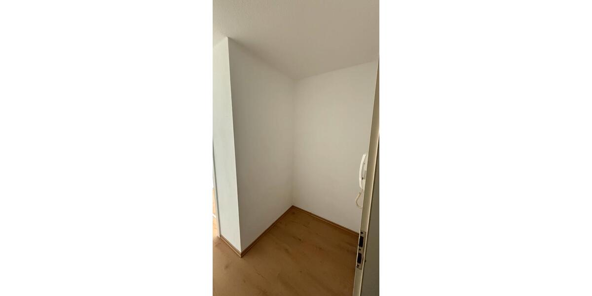 Etagenwohnung Burbach - 3 Zimmer, 70 m&sup2;, 150.000&euro; | Angebot:27096087