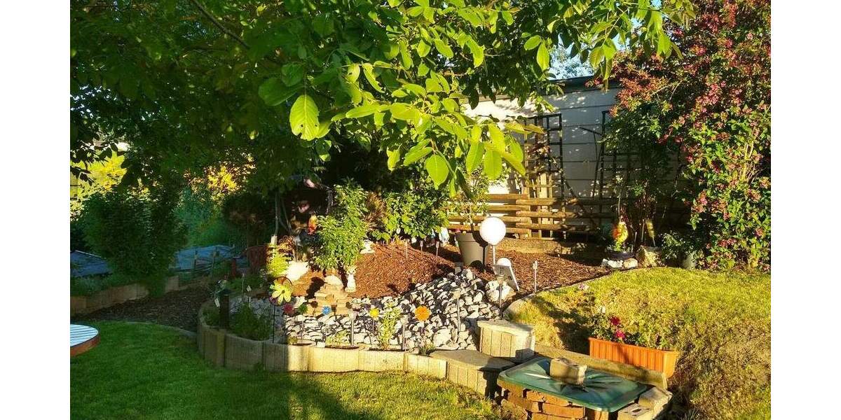 Einfamilienhaus Herdorf - 9 Zimmer, 180 m&sup2;, 229.000&euro; | Angebot:25691804