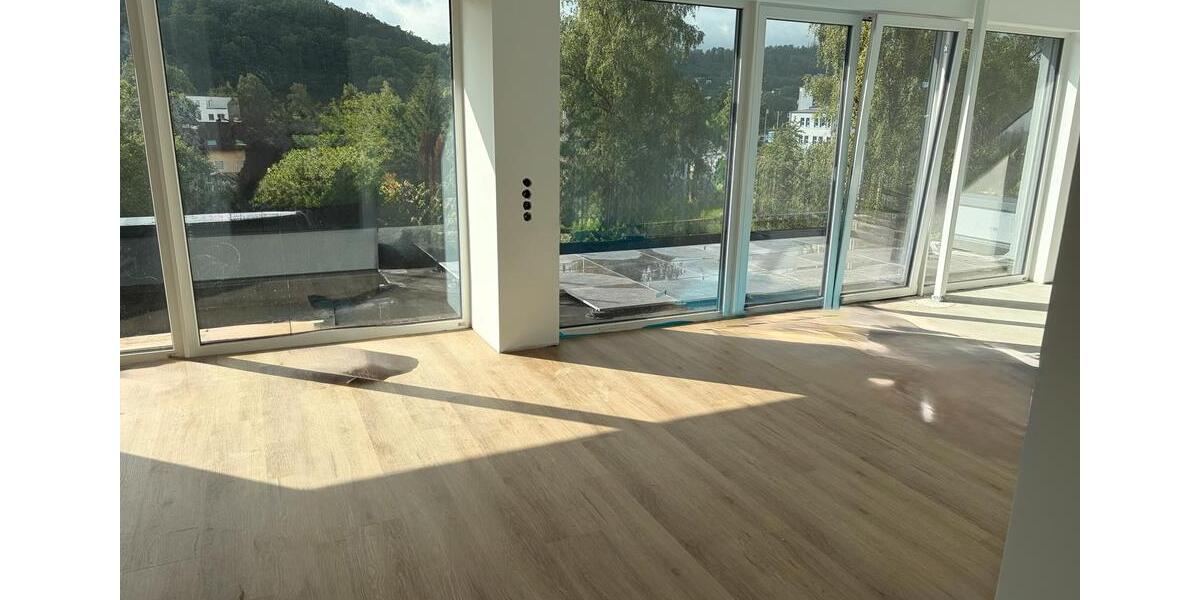 Einfamilienhaus Freudenberg - 2.5 Zimmer, 102 m&sup2;, 445.000&euro; | Angebot:26905502