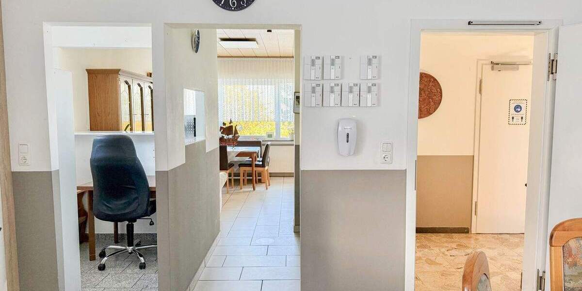 Mehrfamilienhaus, Wohnhaus Kroppach - 8 Zimmer, 285 m&sup2;, 495.000&euro; | Angebot:25819917