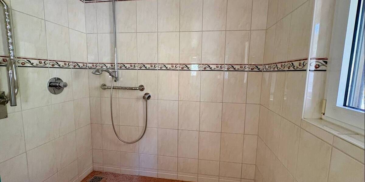 Einfamilienhaus Dillenburg Oberscheld - 1 Zimmer, 170 m&sup2;, 155.000&euro; | Angebot:26080154