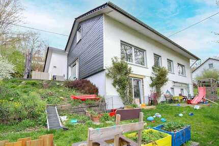 Haus Siegen Eiserfeld - 6 Zimmer, 165 m&sup2;, 319.000&euro; | Angebot:26211682