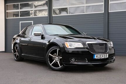Chrysler 300C 77.134 km 16.450 &euro; Rennerod 56477