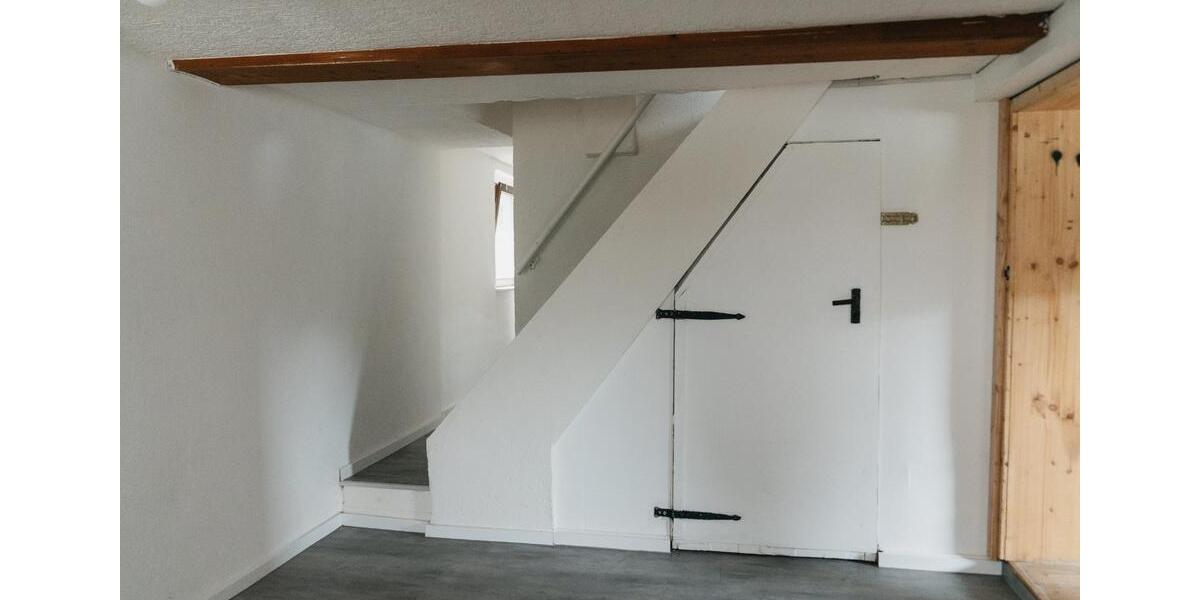 Mehrfamilienhaus, Wohnhaus Waldbröl - 5 Zimmer, 190 m&sup2;, 145.000&euro; | Angebot:27096322