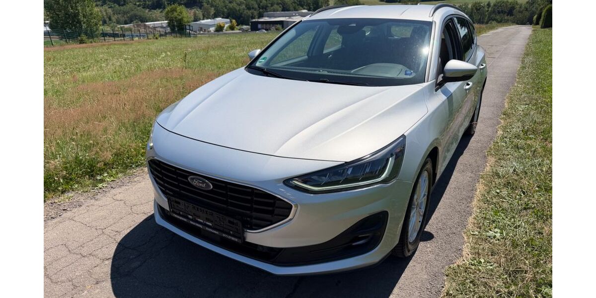 Ford Focus 74.000 km 13.990 &euro; Kirchhundem 57399