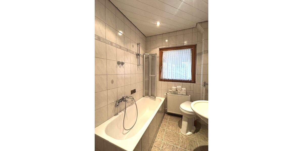 Mehrfamilienhaus, Wohnhaus Eschenburg / Eiershausen Eiershausen - 1 Zimmer, 234 m&sup2;, 429.000&euro; | Angebot:25674834