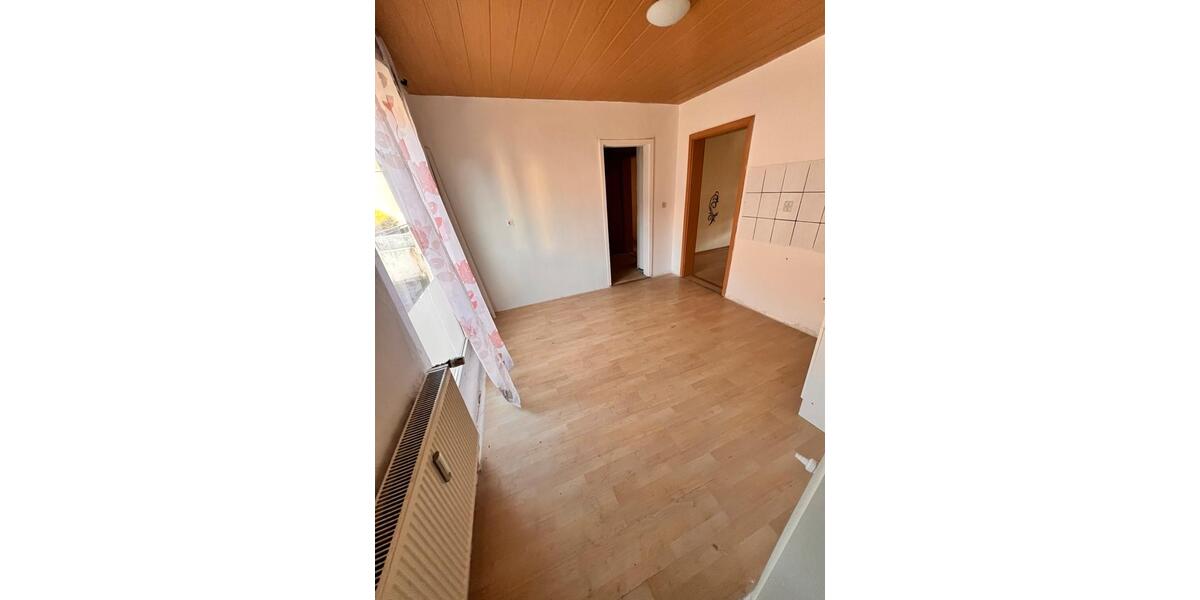 Mehrfamilienhaus, Wohnhaus Herdorf - 8 Zimmer, 229 m&sup2;, 250.000&euro; | Angebot:26665784