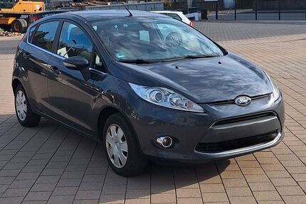 Ford Fiesta 149.665 km 4.500 &euro; Siegen 57074