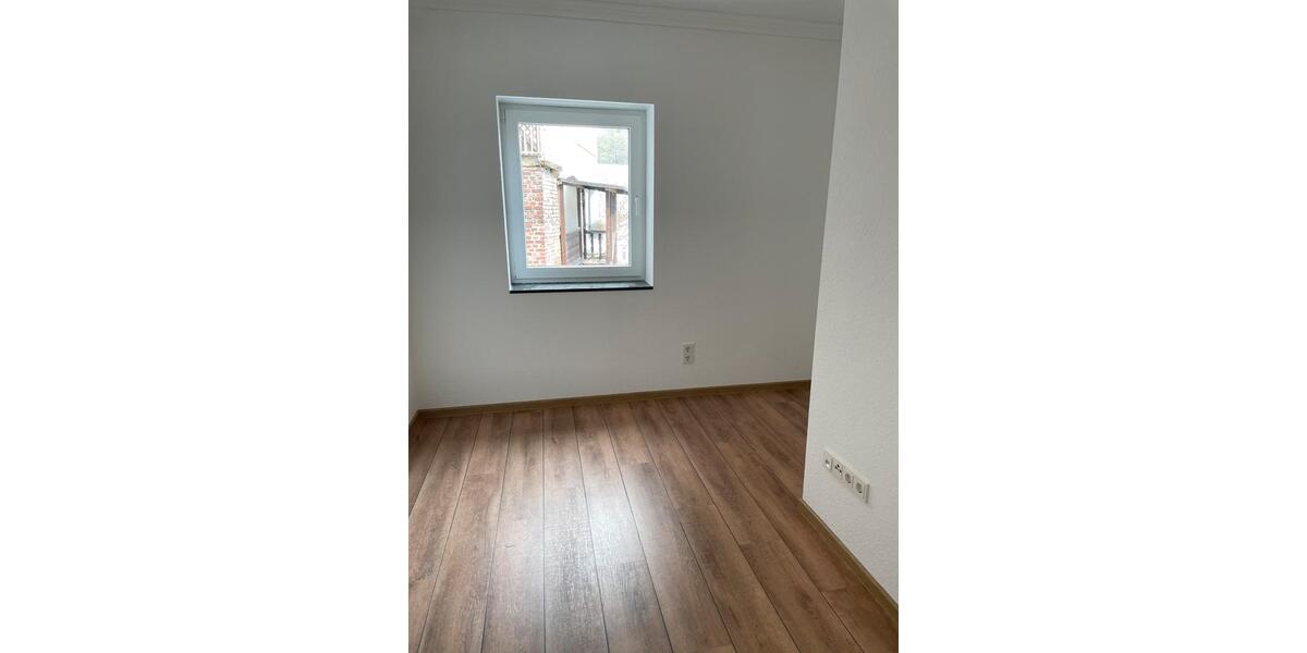 Etagenwohnung Hachenburg - 3 Zimmer, 70 m&sup2;, 830&euro; | Angebot:25168094