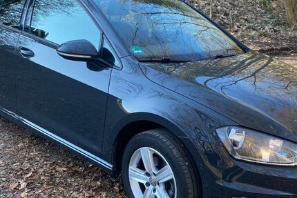 VW Golf 99.750 km 12.500 &euro; Siegen 57072