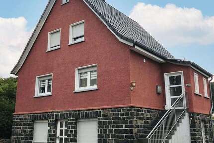 Haus Scheuerfeld - 6 Zimmer, 126 m&sup2;, 245.000&euro; | Angebot:25203698