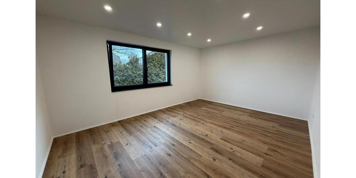 Etagenwohnung Netphen - 2 Zimmer, 95 m&sup2;, 950&euro; | Angebot:26660553
