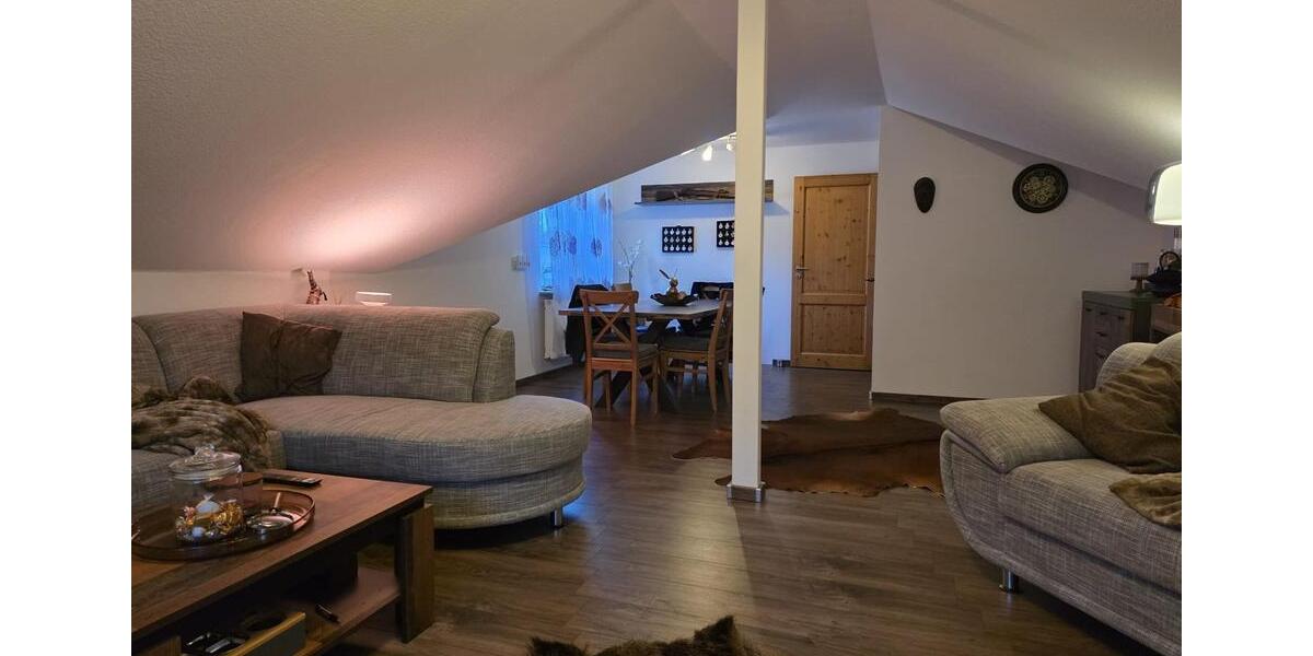 Dachgeschoßwohnung Haiger - 2 Zimmer, 75 m&sup2;, 620&euro; | Angebot:26024554