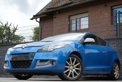 Renault Megane 142.000 km 4.490 &euro; Haiger 35708