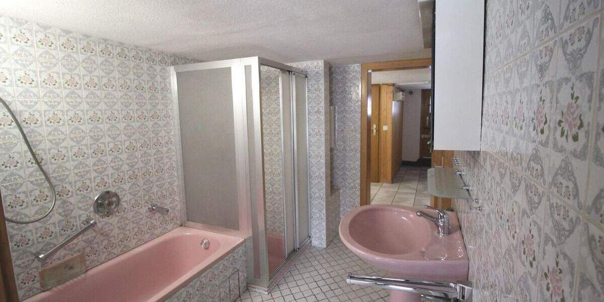 Doppelhaushälfte Kreuztal Ferndorf - 6 Zimmer, 125 m&sup2;, 169.000&euro; | Angebot:25776194