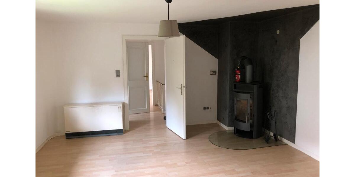 Etagenwohnung Scheuerfeld - 3 Zimmer, 70 m&sup2;, 550&euro; | Angebot:25982067