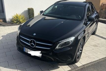 Mercedes-Benz GLA 220 109.000 km 17.900 &euro; Wilnsdorf 57234