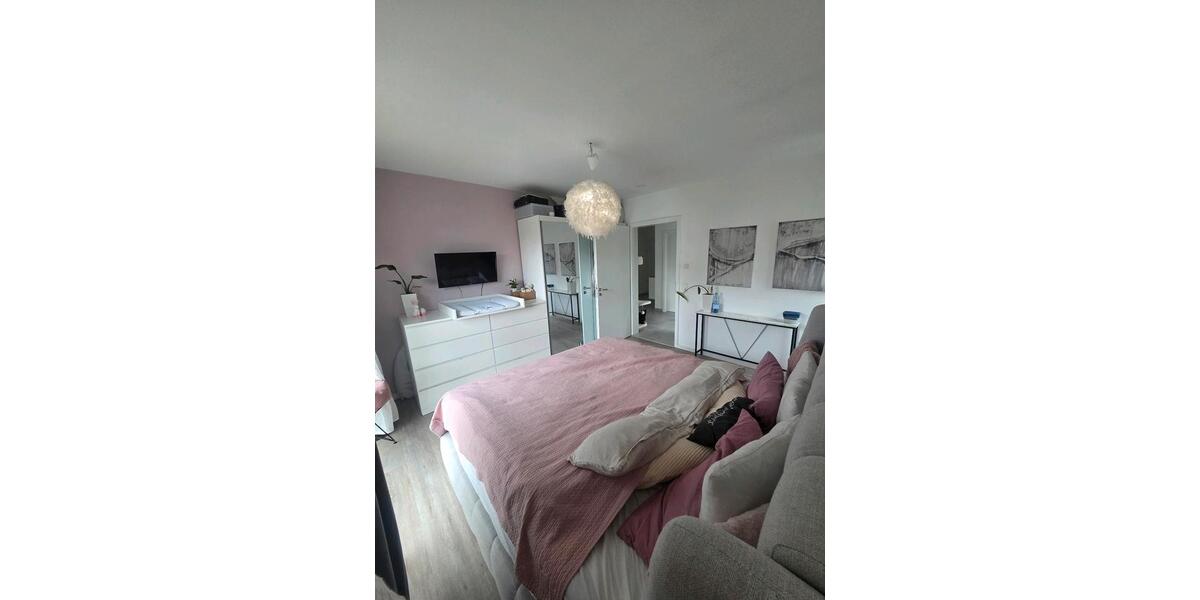 Etagenwohnung Waldbröl - 2 Zimmer, 75 m&sup2;, 1.090&euro; | Angebot:25960242