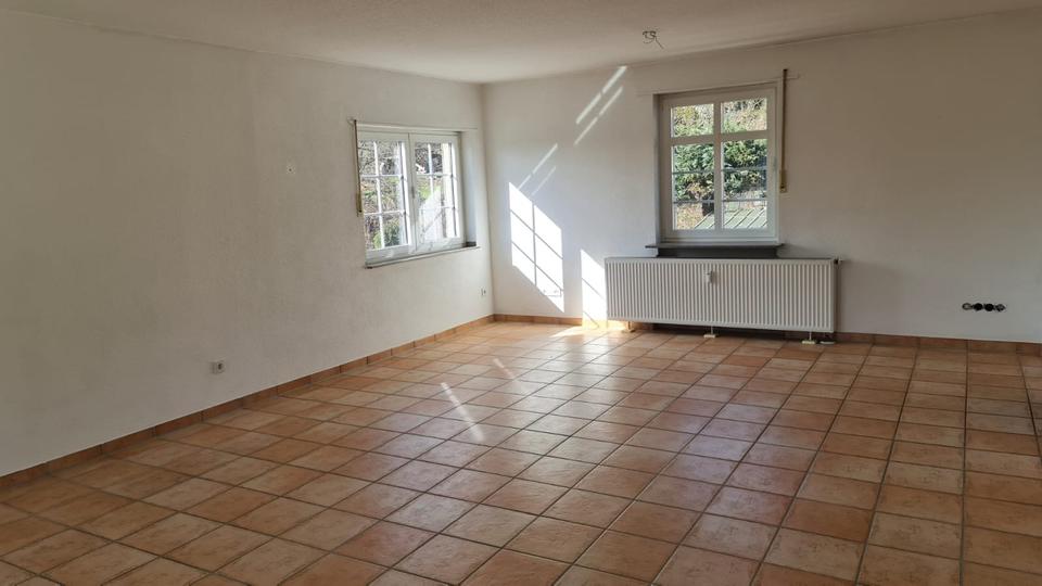 Etagenwohnung Hellenhahn-Schellenberg Schellenberg - 4.5 Zimmer, 110 m&sup2;, 900&euro; | Angebot:25832911