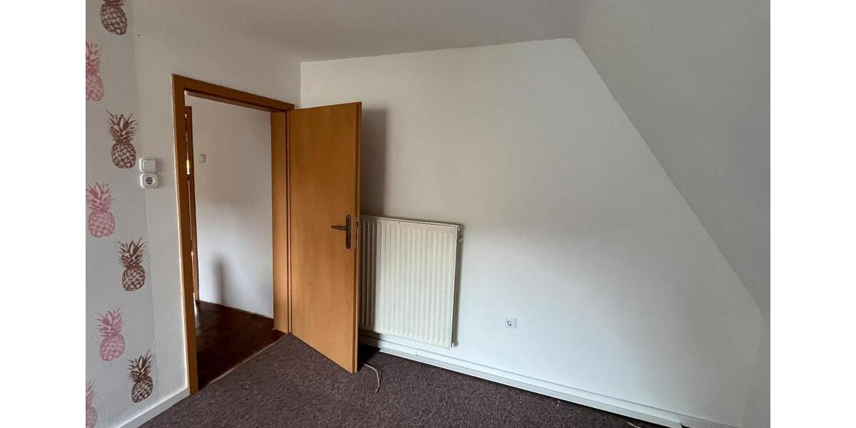 Doppelhaushälfte Siegen Eiserfeld - 4 Zimmer, 105 m&sup2;, 180.000&euro; | Angebot:26049519