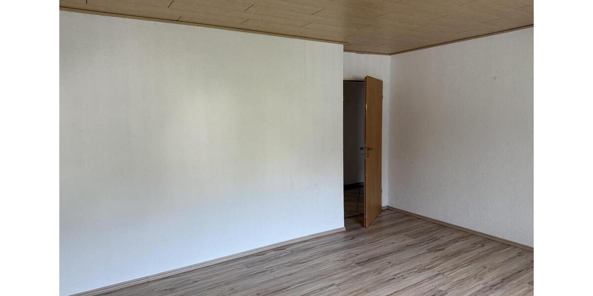 Maisonettenwohnung Wilnsdorf - 7 Zimmer, 165 m&sup2;, 195.000&euro; | Angebot:26994743
