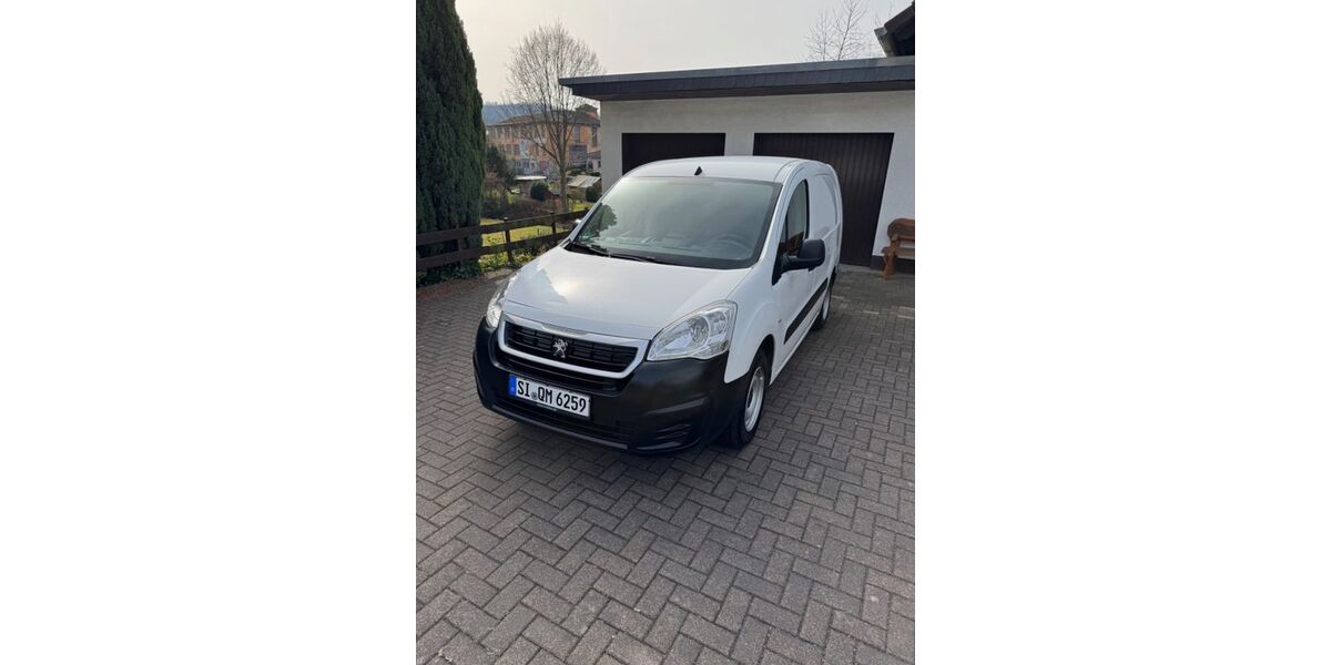 Peugeot Partner 90.550 km 14.161 &euro; Freudenberg 57258