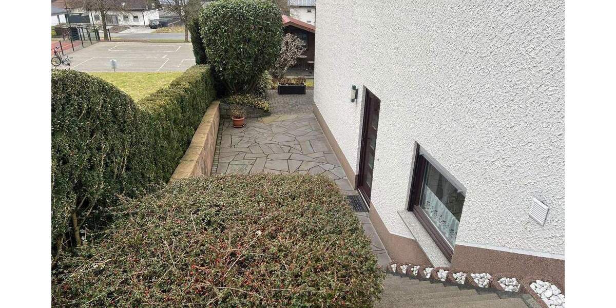 Einfamilienhaus Etzbach - 4 Zimmer, 140 m&sup2;, 420.000&euro; | Angebot:25797713