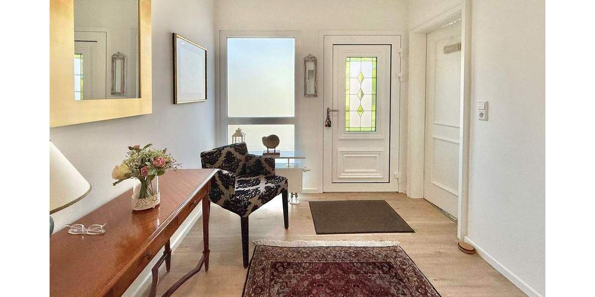 Einfamilienhaus Hachenburg - 7 Zimmer, 219 m&sup2;, 580.000&euro; | Angebot:25738118